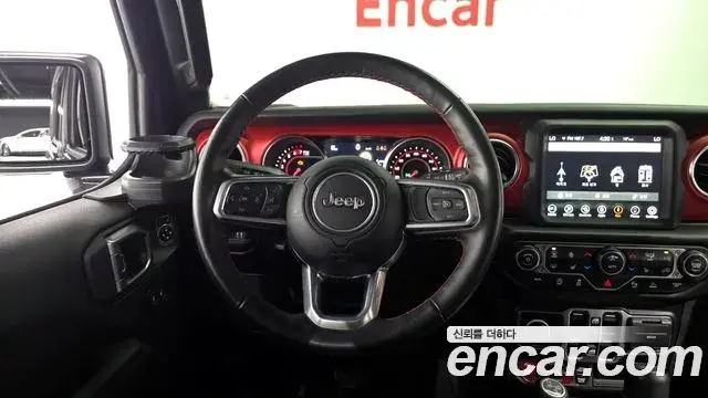 Jeep Wrangler 2022 — ფოტო 10/20