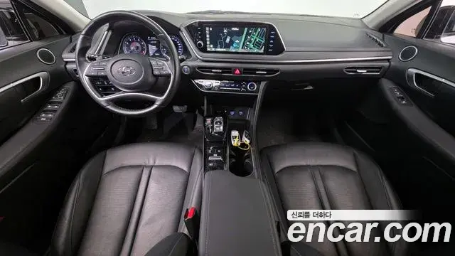 Hyundai Sonata Hybrid 2022 — ფოტო 14/20