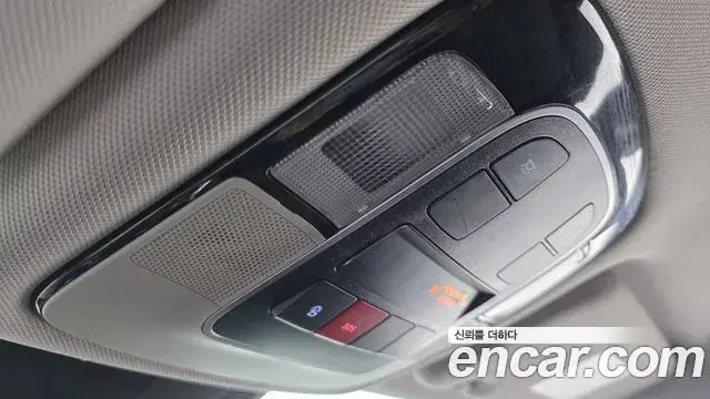 Hyundai Sonata Hybrid 2022 — ფოტო 18/20