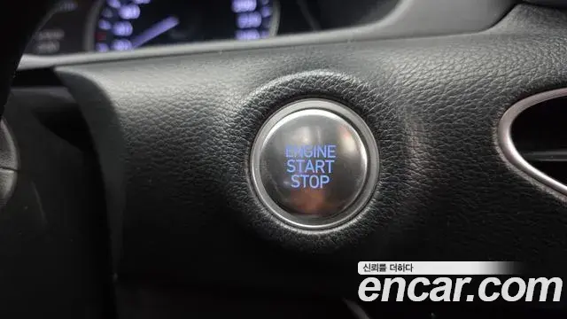 Hyundai Sonata Hybrid 2022 — ფოტო 2/20