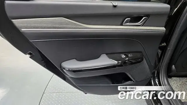 Kia K5 2024 — Photo 27/32