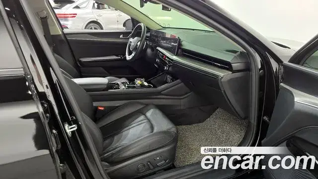 Kia K5 2024 — Photo 15/32