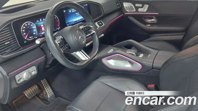 Mercedes-Benz GLE-Class 2023 — Photo 18/20