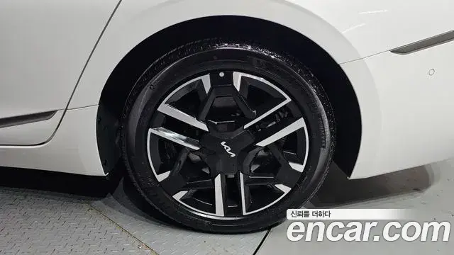 Kia K8 2024 — ფოტო 30/36
