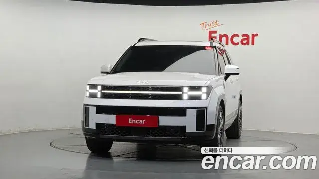 Hyundai Santa Fe 2025 — Photo 2/20