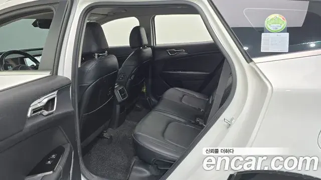 Kia Sportage 2022 — Фото 11/20