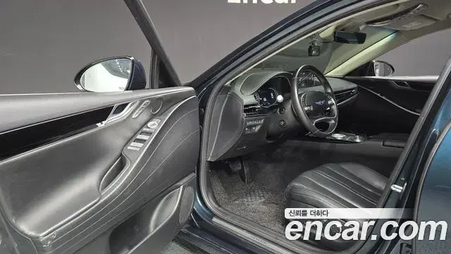 Genesis G80 2022 — Photo 6/20