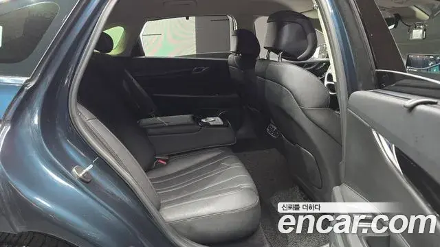 Genesis G80 2022 — Photo 16/20