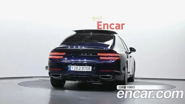 Genesis G80 2021 — ფოტო 22/33