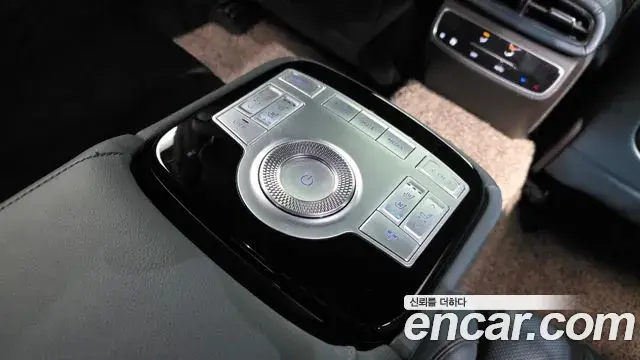 Genesis G80 2021 — ფოტო 17/33