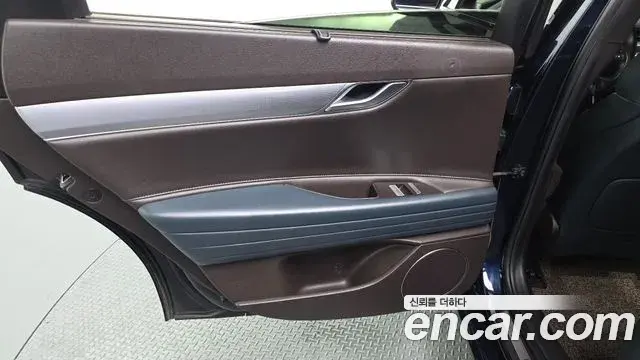 Genesis G80 2021 — ფოტო 19/33
