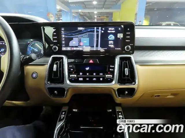 Kia Sorento 2022 — Photo 16/20
