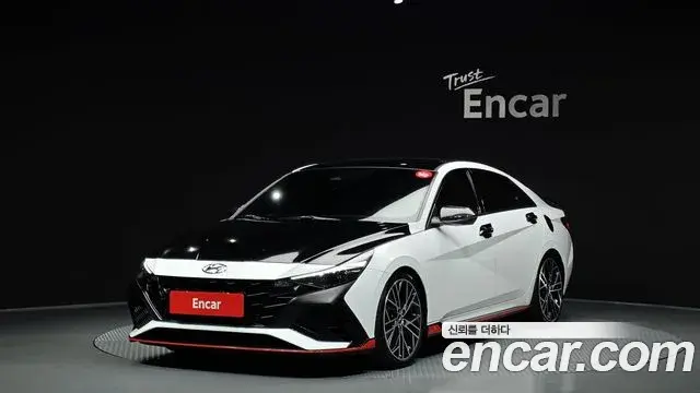 Hyundai Avante 2021 — Фото 1/20