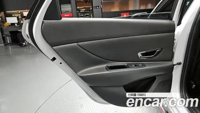 Hyundai The New Avante Hybrid 2021 — Şəkil 18/30