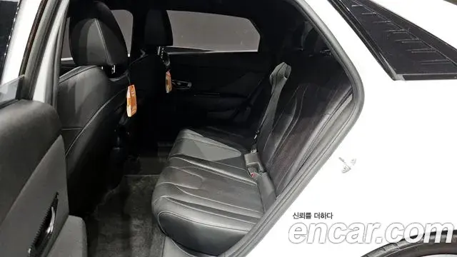 Hyundai The New Avante Hybrid 2021 — Şəkil 13/30
