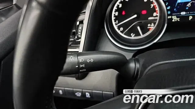 Toyota Camry 2018 — Şəkil 5/31