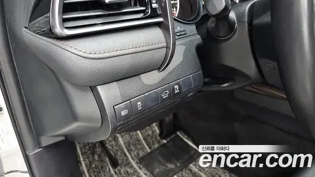 Toyota Camry 2018 — Şəkil 6/31