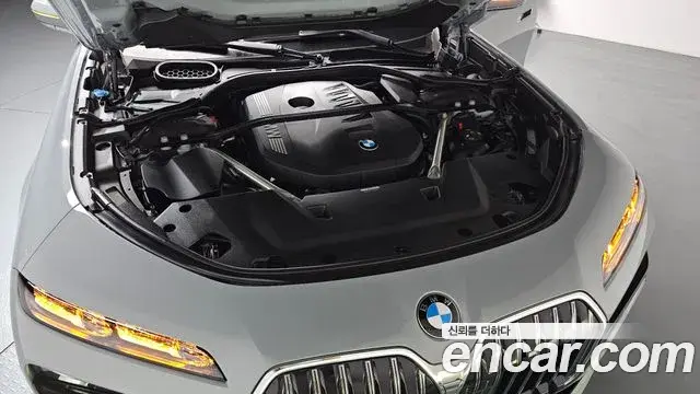 BMW 7 Series 2023 — ფოტო 23/40