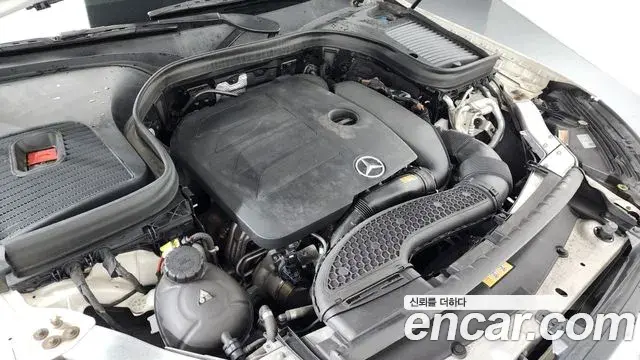 Mercedes-Benz GLC-Class 2020 — Şəkil 11/20