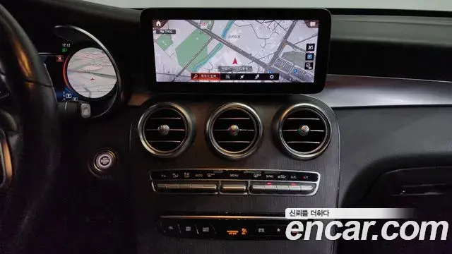 Mercedes-Benz GLC-Class 2020 — Şəkil 12/20