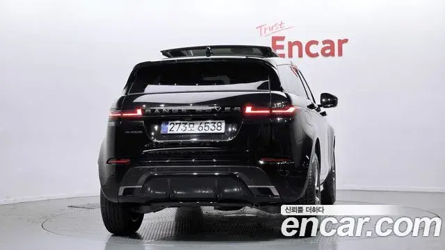 Land Rover Range Rover Evoque 2025 — Фото 4/20