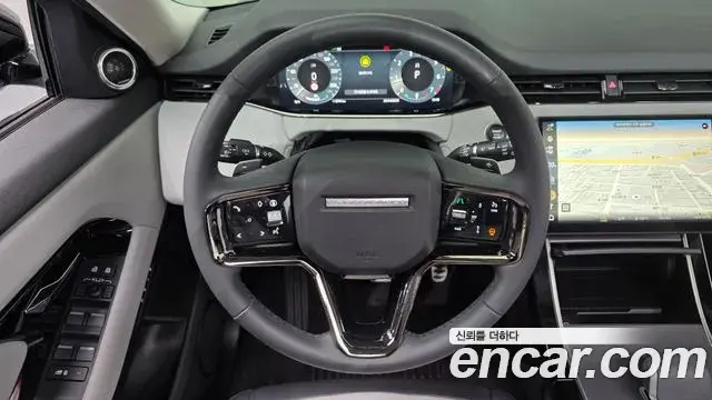 Land Rover Range Rover Evoque 2025 — Фото 16/20