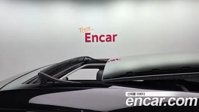 Land Rover Range Rover Evoque 2025 — Фото 17/20