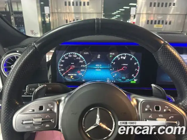Mercedes-Benz AMG GT 2019 — Şəkil 9/17