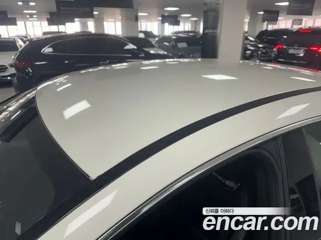 Mercedes-Benz AMG GT 2019 — Şəkil 14/17