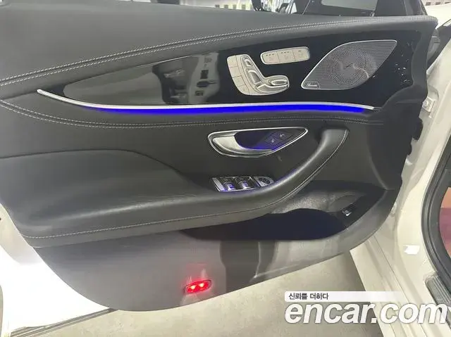 Mercedes-Benz AMG GT 2019 — Şəkil 13/17