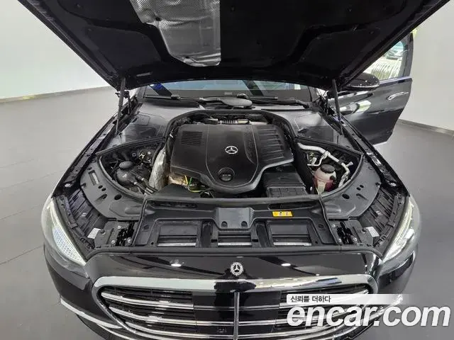 Mercedes-Benz S-Class 2025 — ფოტო 2/20