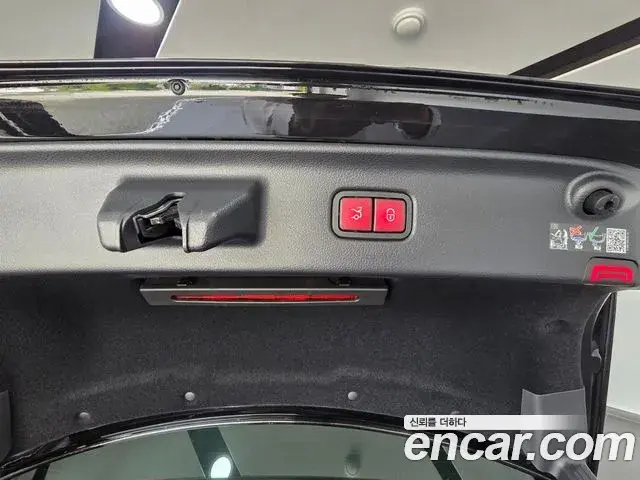 Mercedes-Benz S-Class 2025 — ფოტო 12/20