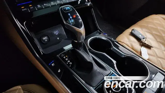 Kia Mohave The Master 2021 — Photo 9/20