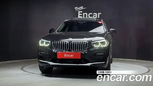 BMW X4 2021 — Photo 17/30