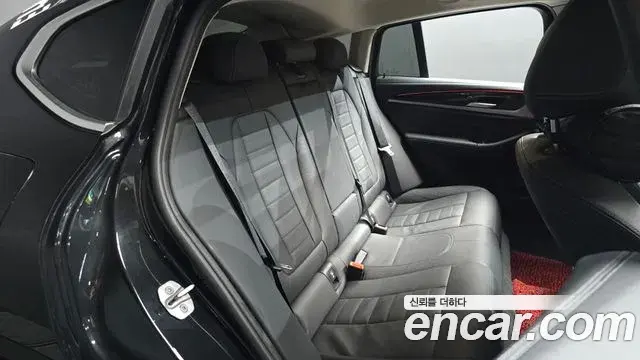 BMW X4 2021 — Photo 6/30