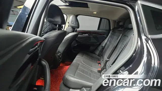 BMW X4 2021 — Photo 26/30