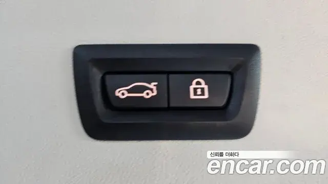 BMW X4 2021 — Photo 12/30