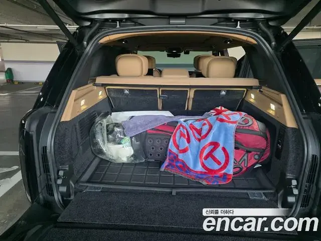 Land Rover Range Rover 2024 — Photo 7/20