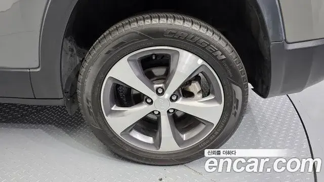 Jeep Cherokee 2021 — Şəkil 30/32