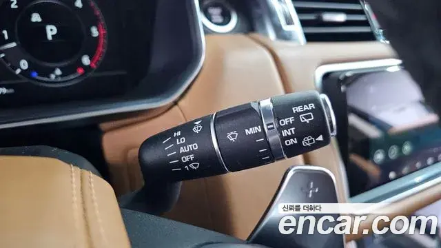 Land Rover Range Rover Sport 2018 — Photo 20/36