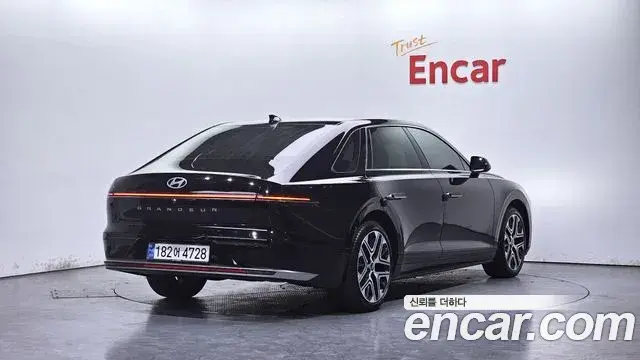 Hyundai Grandeur 2023 — Фото 2/20