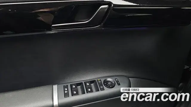 Hyundai Grandeur 2023 — Фото 17/20
