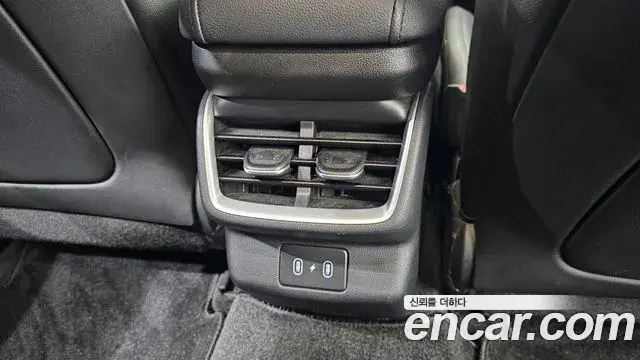 Hyundai Grandeur Hybrid 2023 — ფოტო 6/30