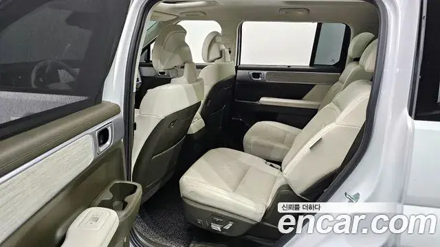 Hyundai Santa Fe 2023 — Şəkil 23/24