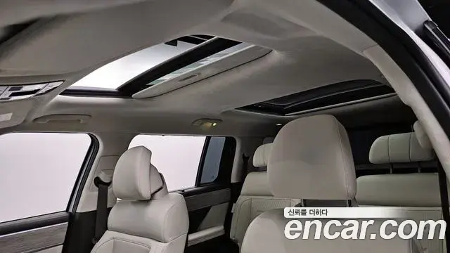 Hyundai Santa Fe 2023 — Şəkil 17/24