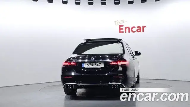 Mercedes-Benz E-Class 2021 — Фото 4/20