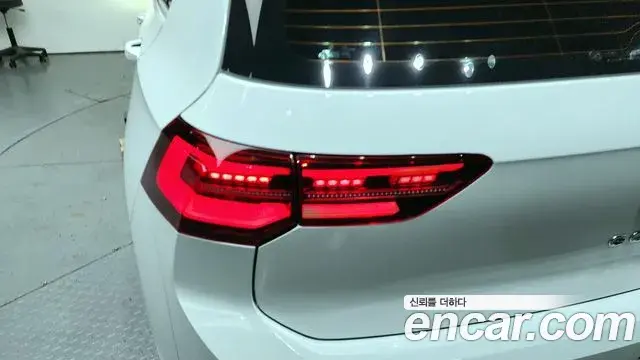 Volkswagen Golf 2024 — Şəkil 24/30