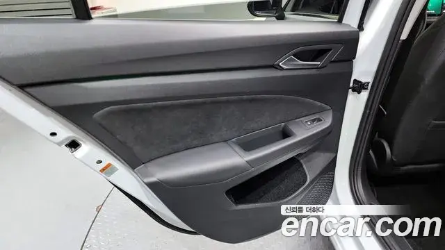 Volkswagen Golf 2024 — Şəkil 20/30