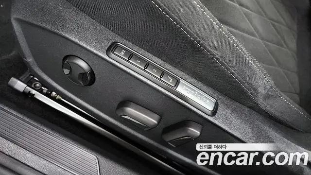 Volkswagen Golf 2024 — Şəkil 13/30