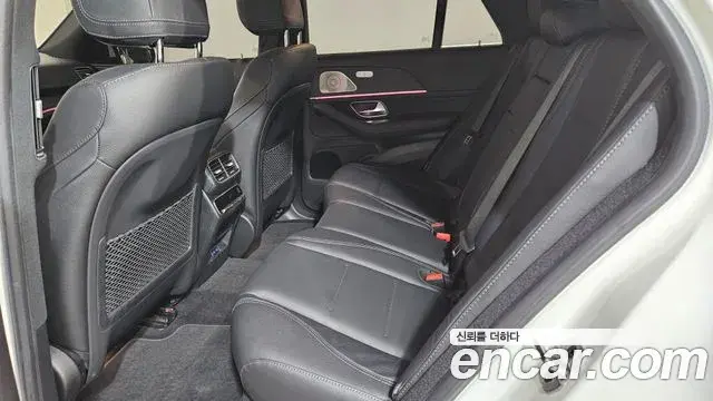 Mercedes-Benz GLE-Class 2023 — Фото 8/20